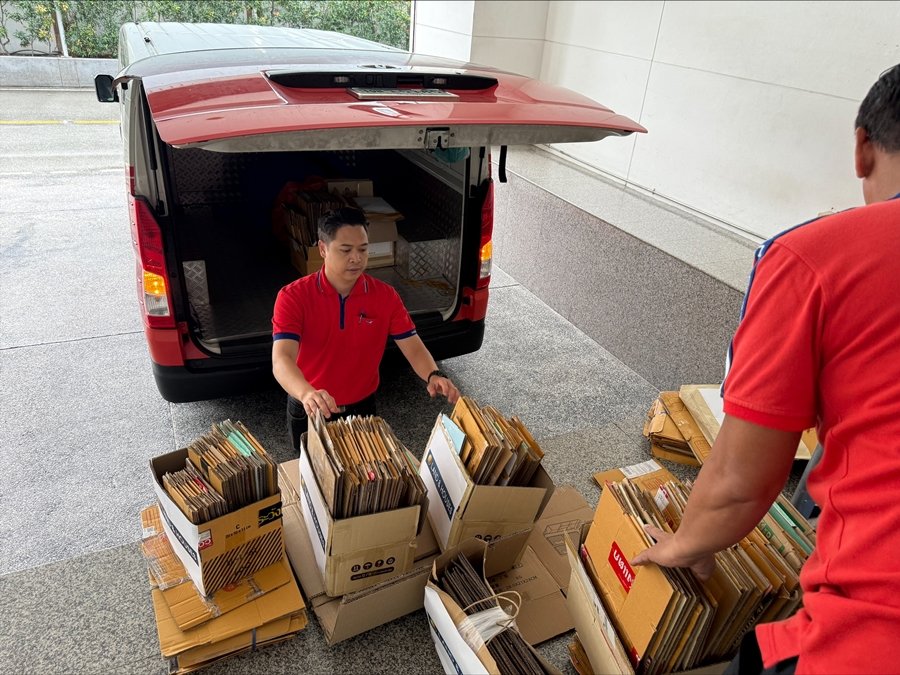 แลนด์ แอนด์ เฮ้าส์ ร่วมโครงการ GreenHub กับไปรษณีย์ไทย